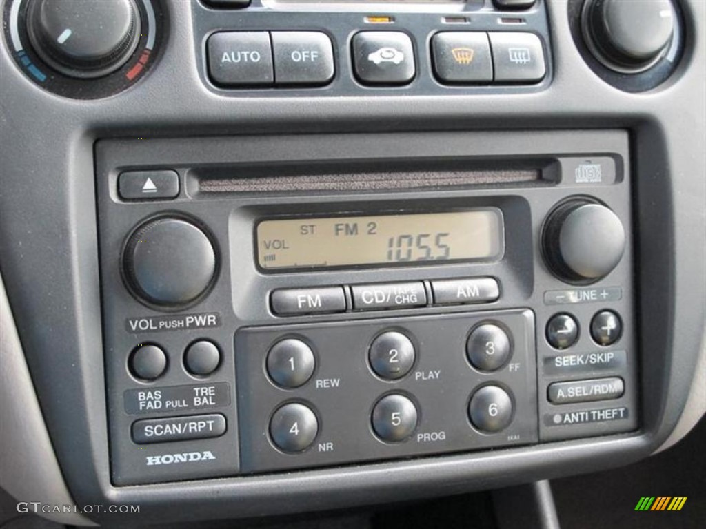 1999 Honda Accord EX V6 Sedan Audio System Photos