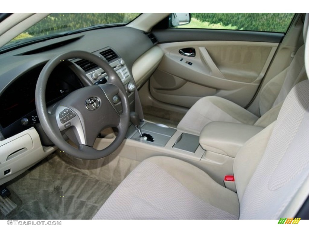 Bisque Interior 2010 Toyota Camry LE Photo #53631347