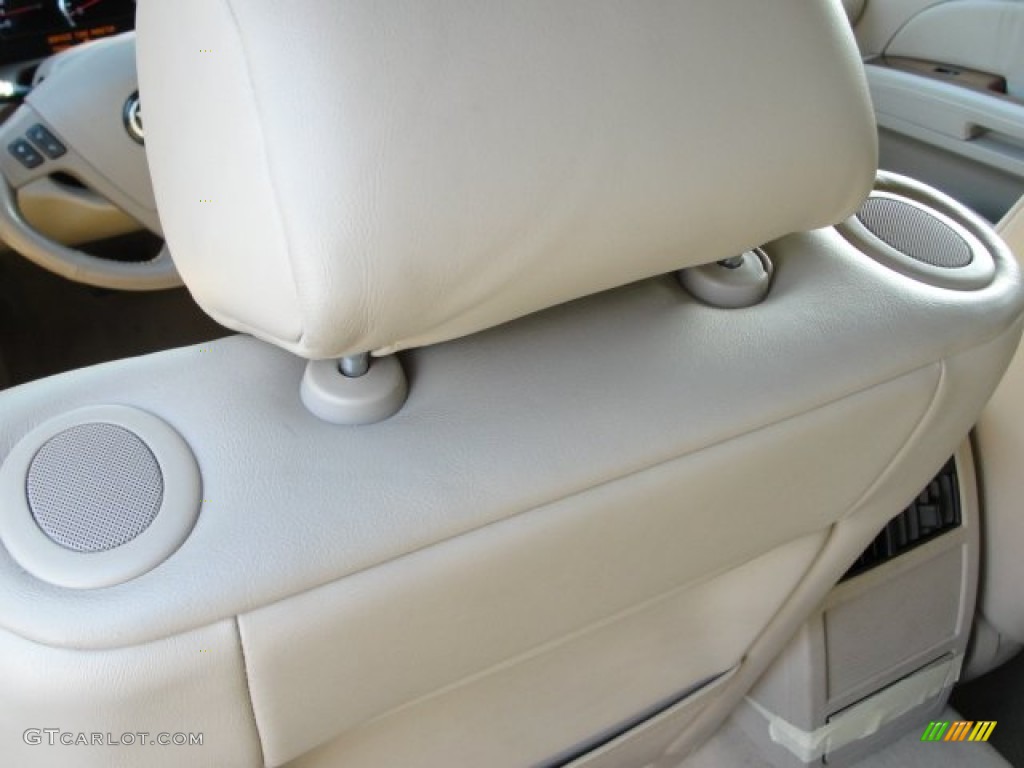 2005 STS V8 - Silver Green / Cashmere photo #21