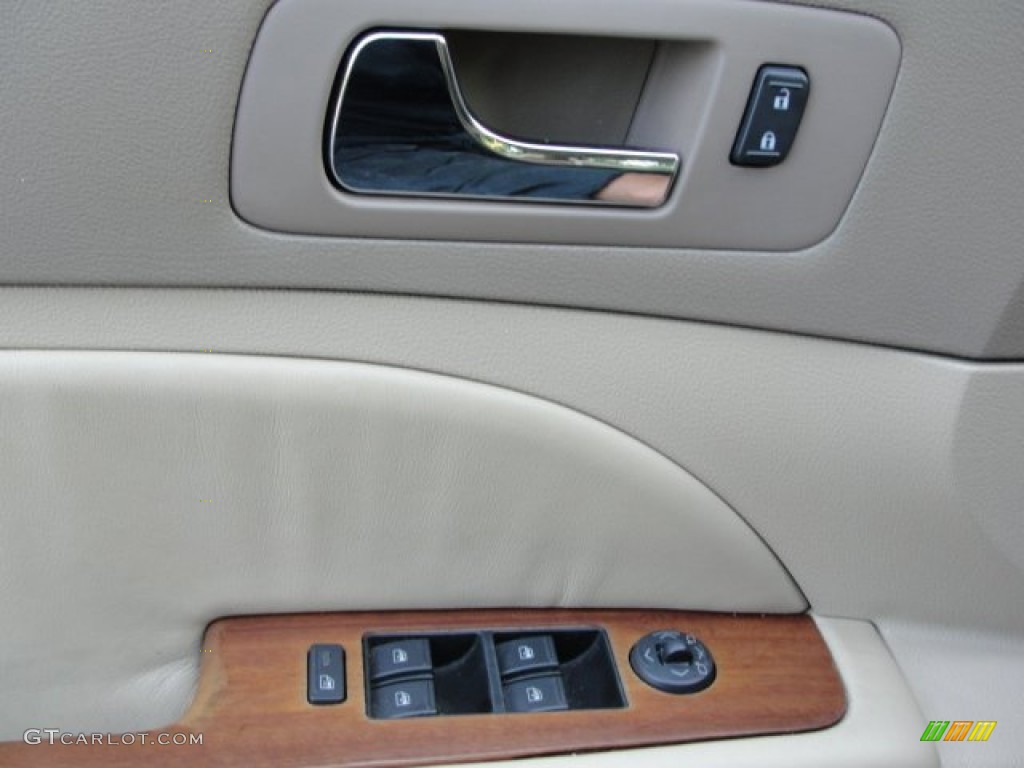 2005 STS V8 - Silver Green / Cashmere photo #26