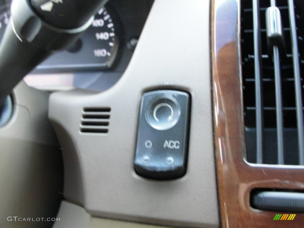 2005 STS V8 - Silver Green / Cashmere photo #29