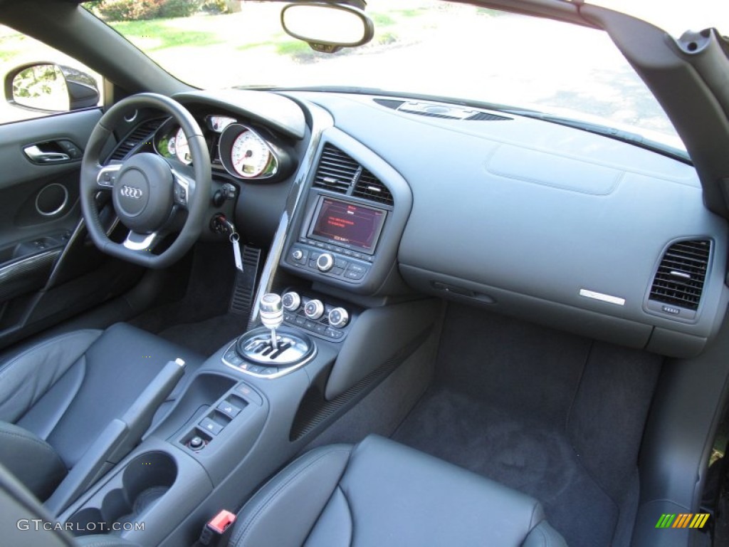 2011 Audi R8 Spyder 5.2 FSI quattro Black Fine Nappa Leather Dashboard Photo #53633173