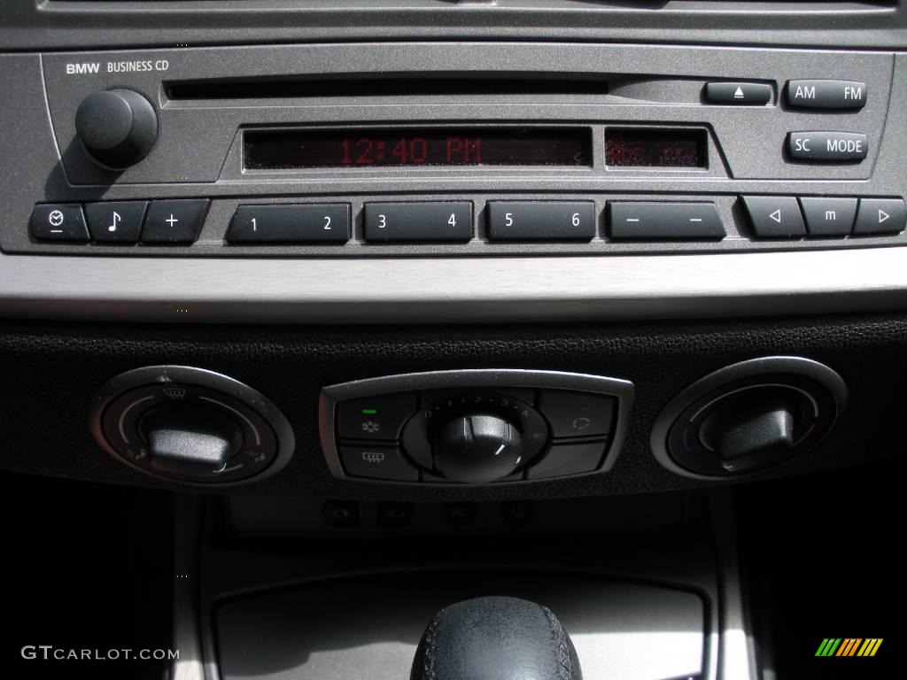 2003 Z4 2.5i Roadster - Titanium Silver Metallic / Black photo #25