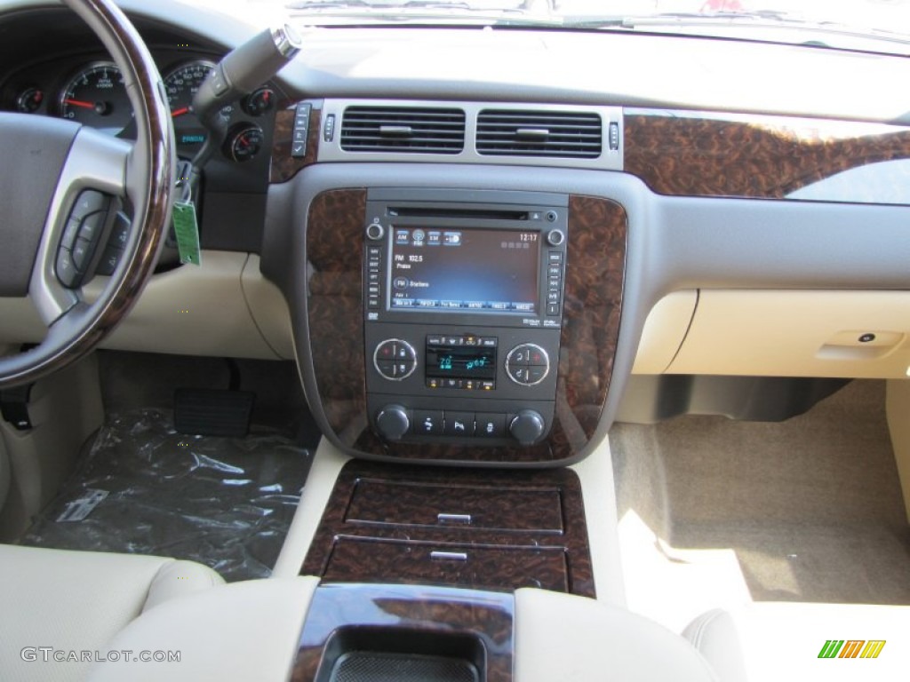 2012 GMC Yukon Denali Cocoa/Light Cashmere Dashboard Photo #53634581