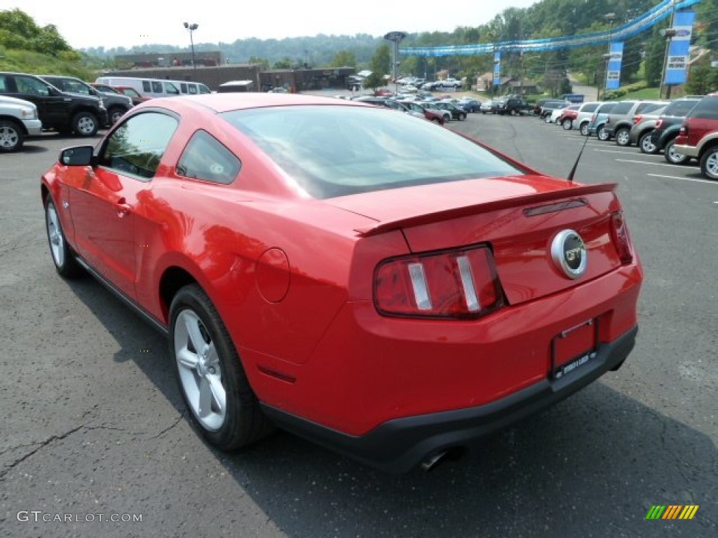 2011 Mustang GT Coupe - Race Red / Charcoal Black photo #4