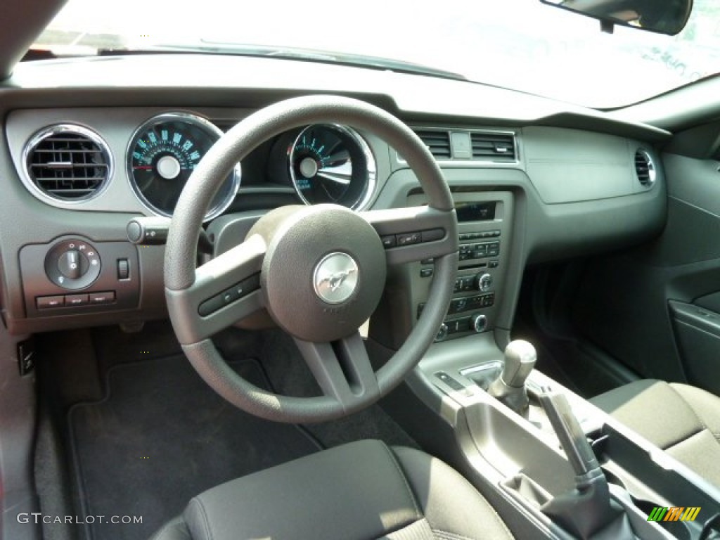 Charcoal Black Interior 2011 Ford Mustang GT Coupe Photo #53635145