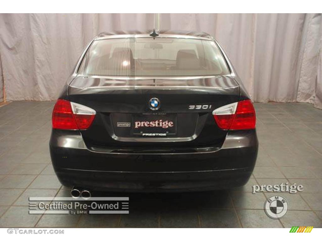 2006 3 Series 330i Sedan - Jet Black / Black photo #2