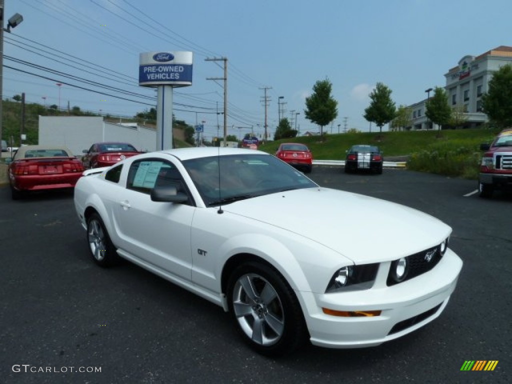 2006 Mustang GT Premium Coupe - Performance White / Red/Dark Charcoal photo #1