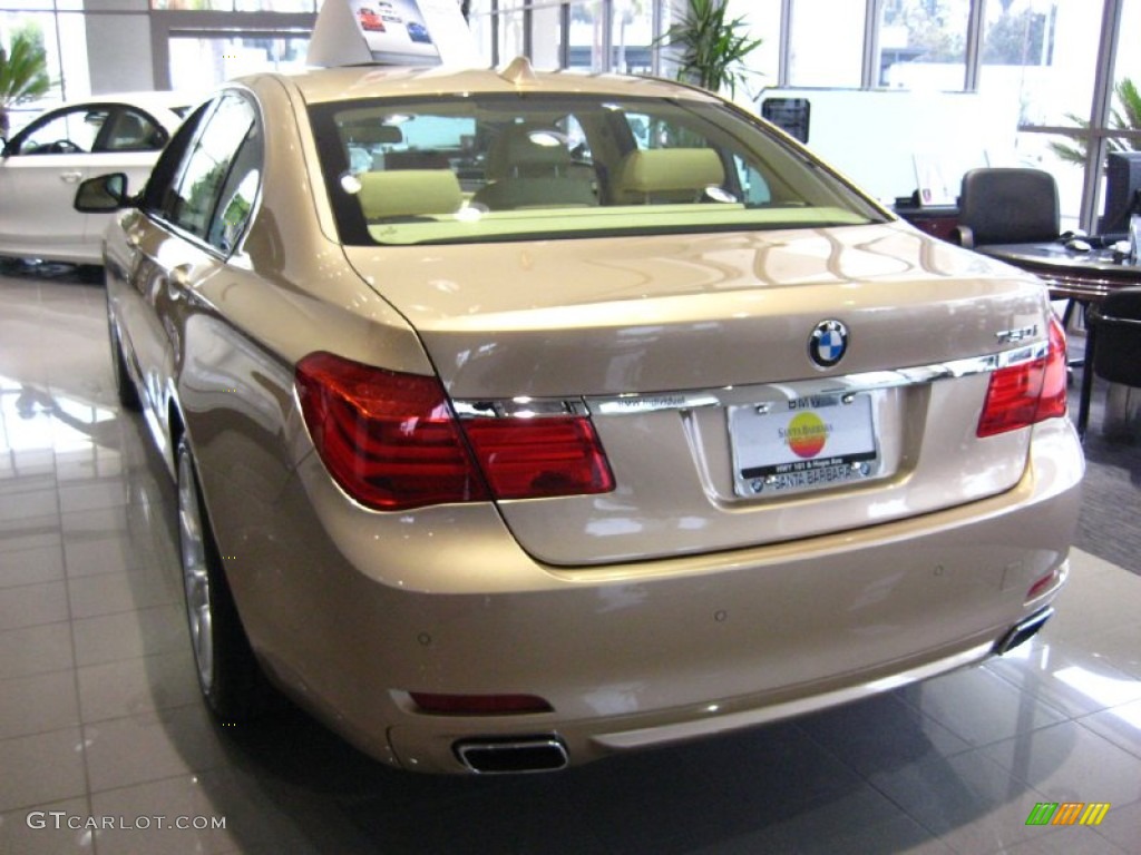 2012 7 Series 750i Sedan - Milano Beige Metallic / Champagne photo #3