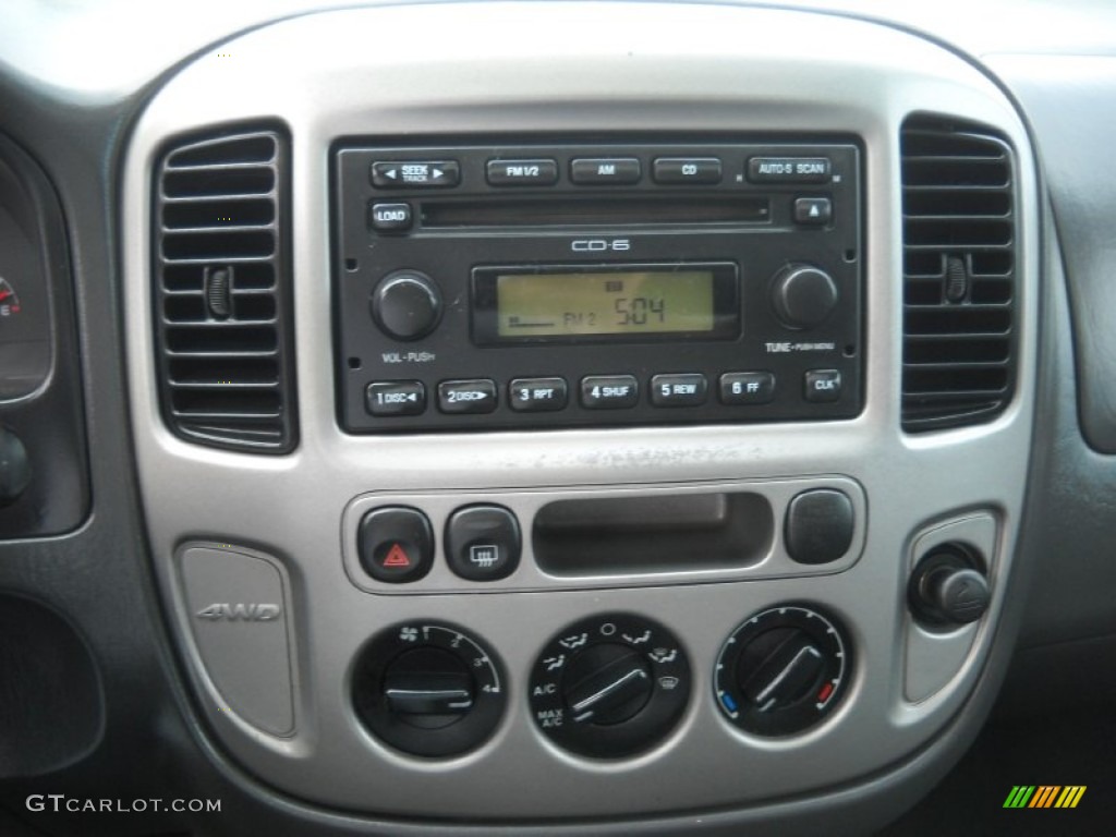 2005 Escape XLT V6 4WD - Norsea Blue Metallic / Medium/Dark Flint Grey photo #17