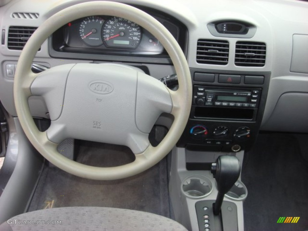 2004 Kia Rio Sedan Steering Wheel Photos