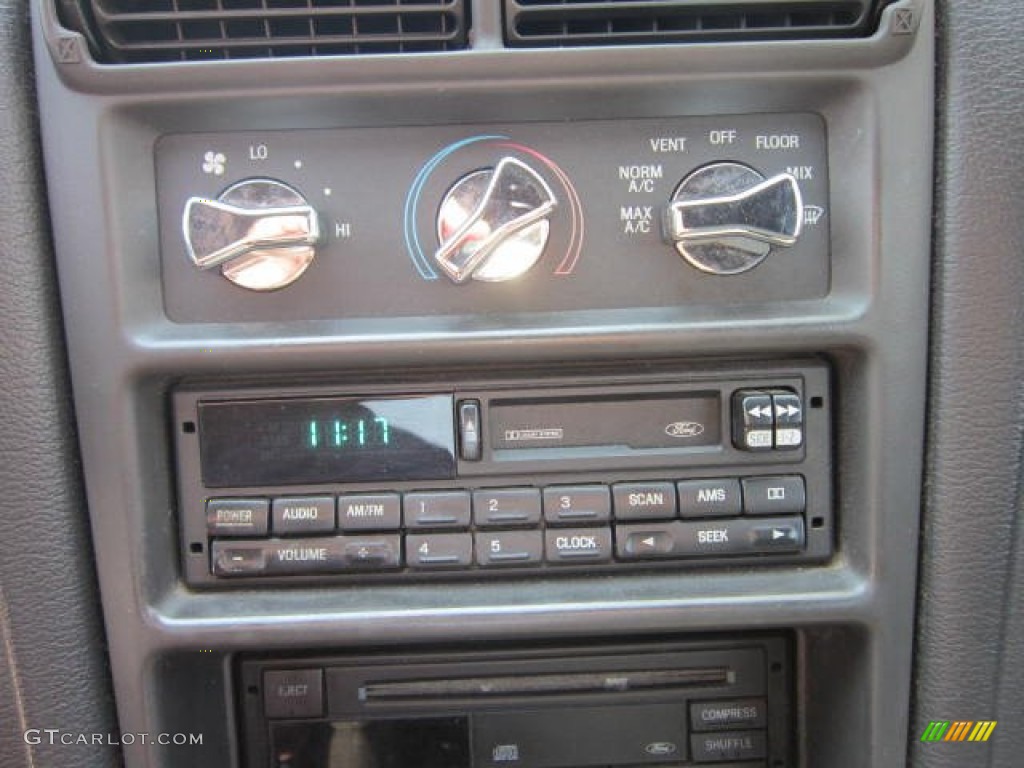 1999 Mustang V6 Convertible - Silver Metallic / Dark Charcoal photo #19