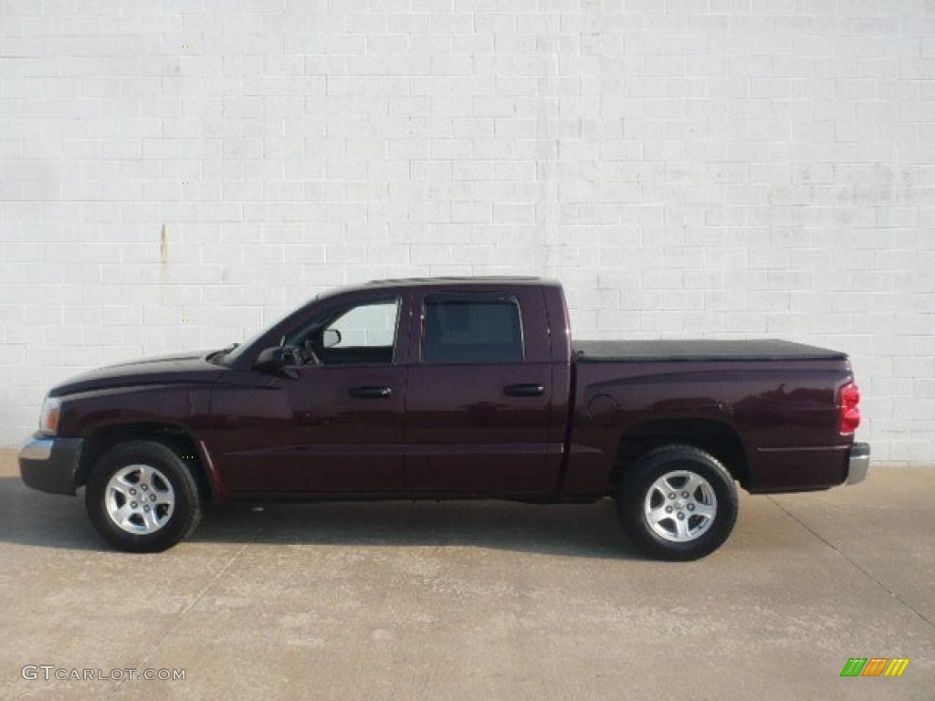 2005 Dakota SLT Quad Cab - Deep Molten Red Pearl / Khaki photo #1