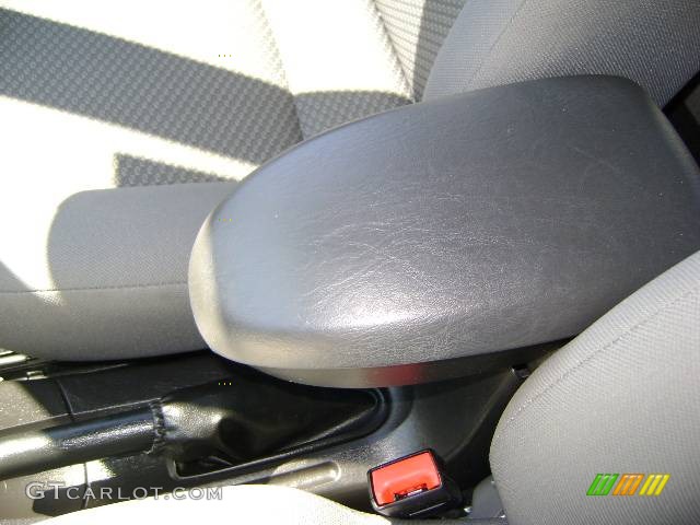 2006 Focus ZX5 SE Hatchback - Pitch Black / Dark Flint/Light Flint photo #32