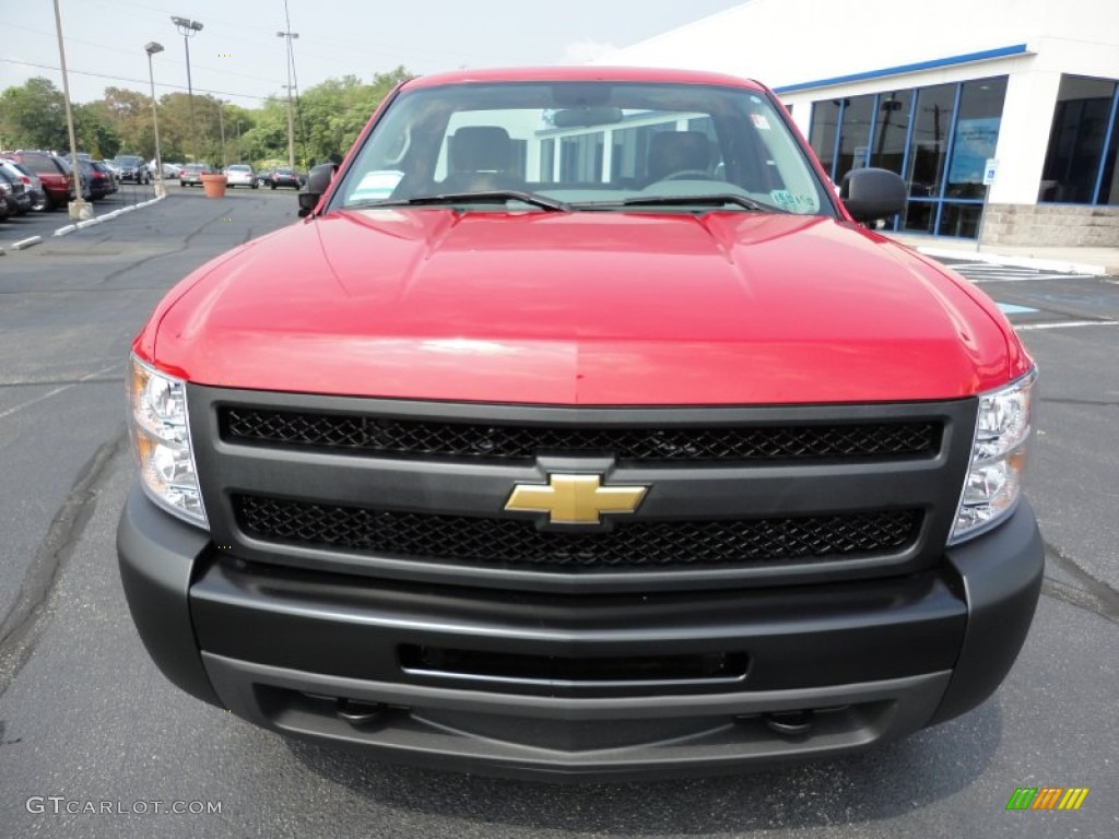 2011 Silverado 1500 Regular Cab 4x4 - Victory Red / Dark Titanium photo #2