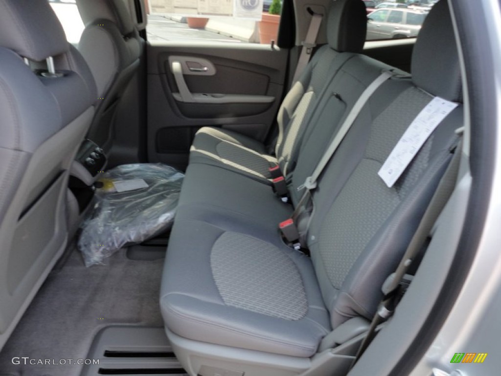 2012 Traverse LS - Silver Ice Metallic / Dark Gray/Light Gray photo #14