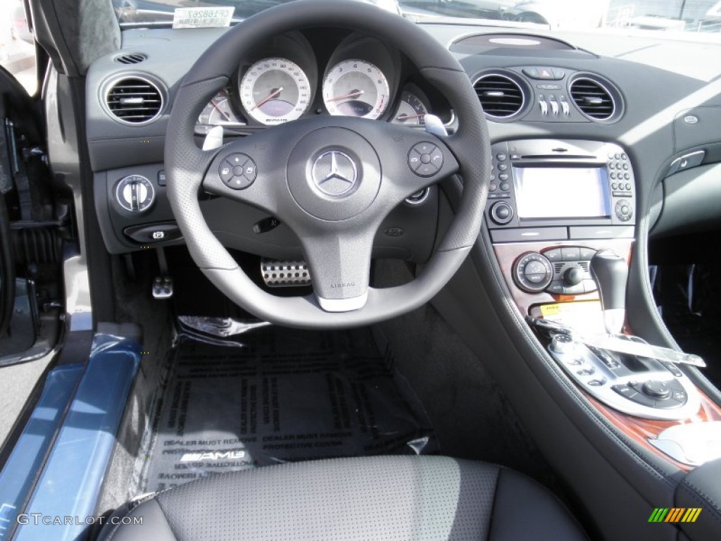 2012 Mercedes-Benz SL 63 AMG Roadster Dashboard Photos