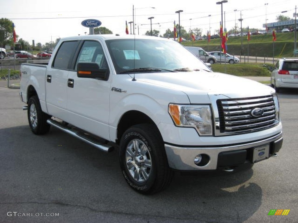 2011 F150 XLT SuperCrew 4x4 - Oxford White / Steel Gray photo #4