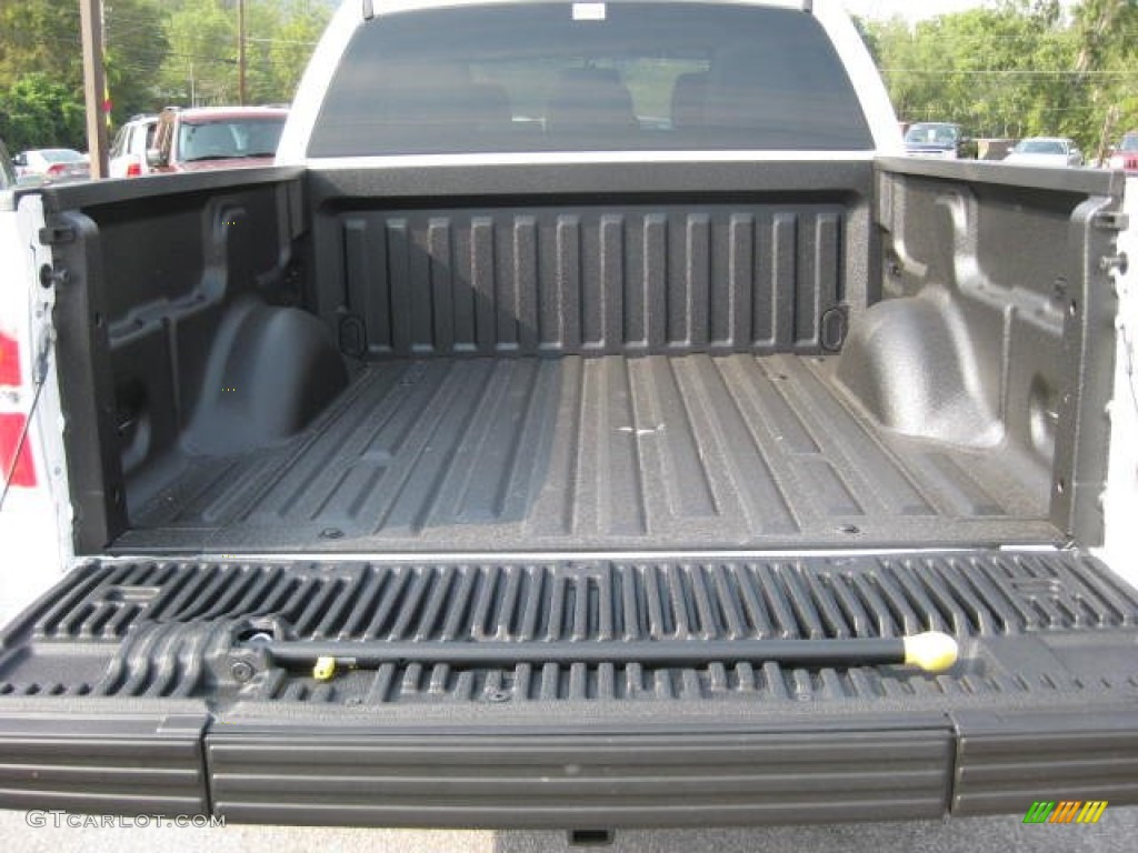 2011 F150 XLT SuperCrew 4x4 - Oxford White / Steel Gray photo #11