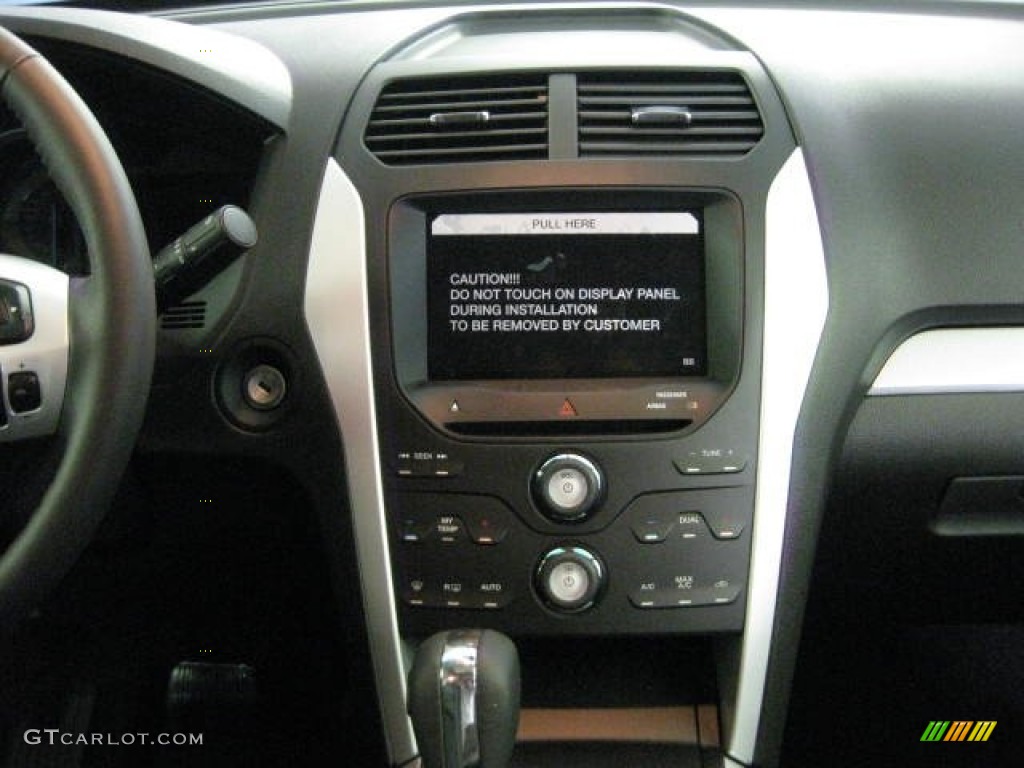 2012 Ford Explorer XLT 4WD Controls Photo #53649180
