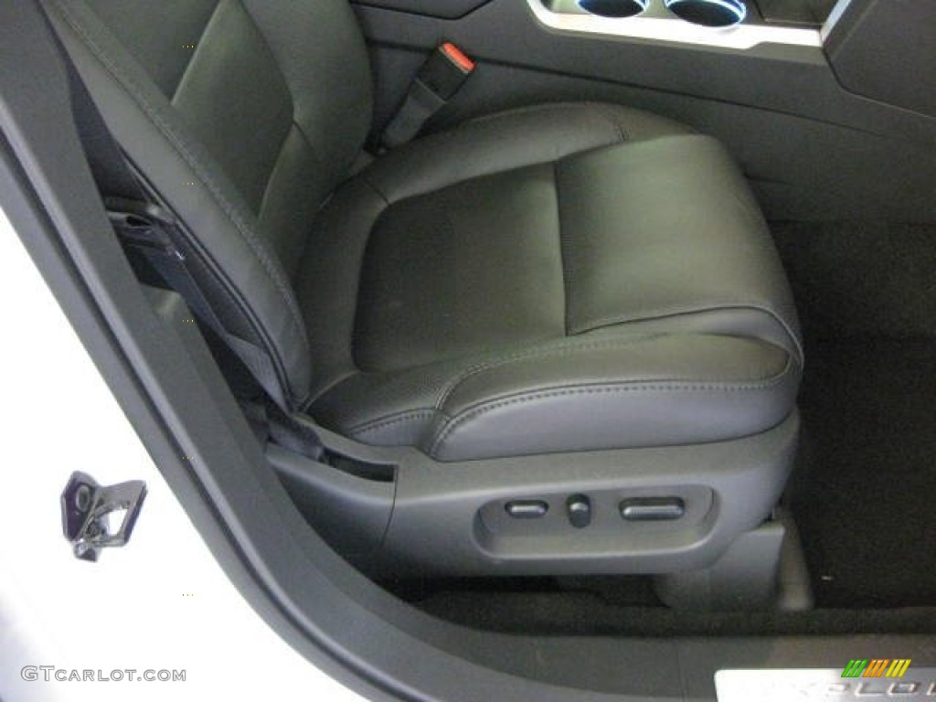 2012 Explorer Limited 4WD - White Platinum Tri-Coat / Charcoal Black photo #18