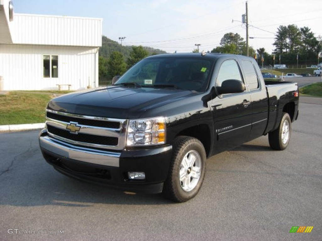 2007 Silverado 1500 LT Z71 Extended Cab 4x4 - Black / Ebony Black photo #2