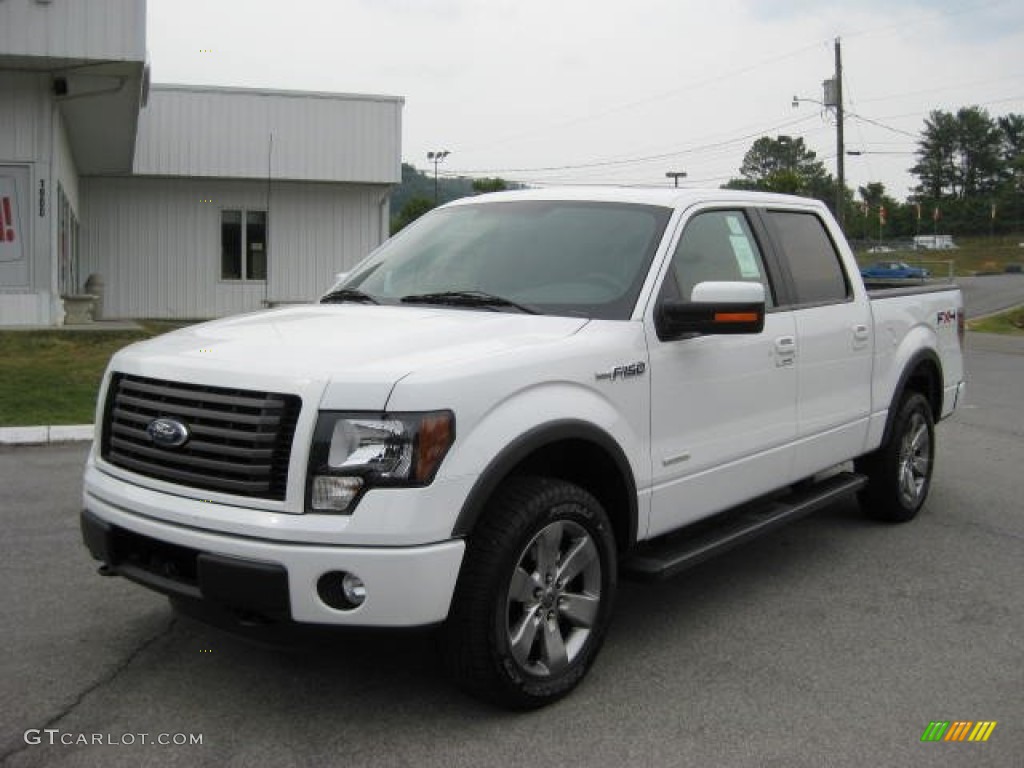 2011 F150 FX4 SuperCrew 4x4 - Oxford White / Black photo #2