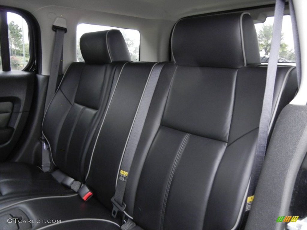 Ebony Black/Pewter Gray Interior 2006 Hummer H3 Standard H3 Model Photo #53651708