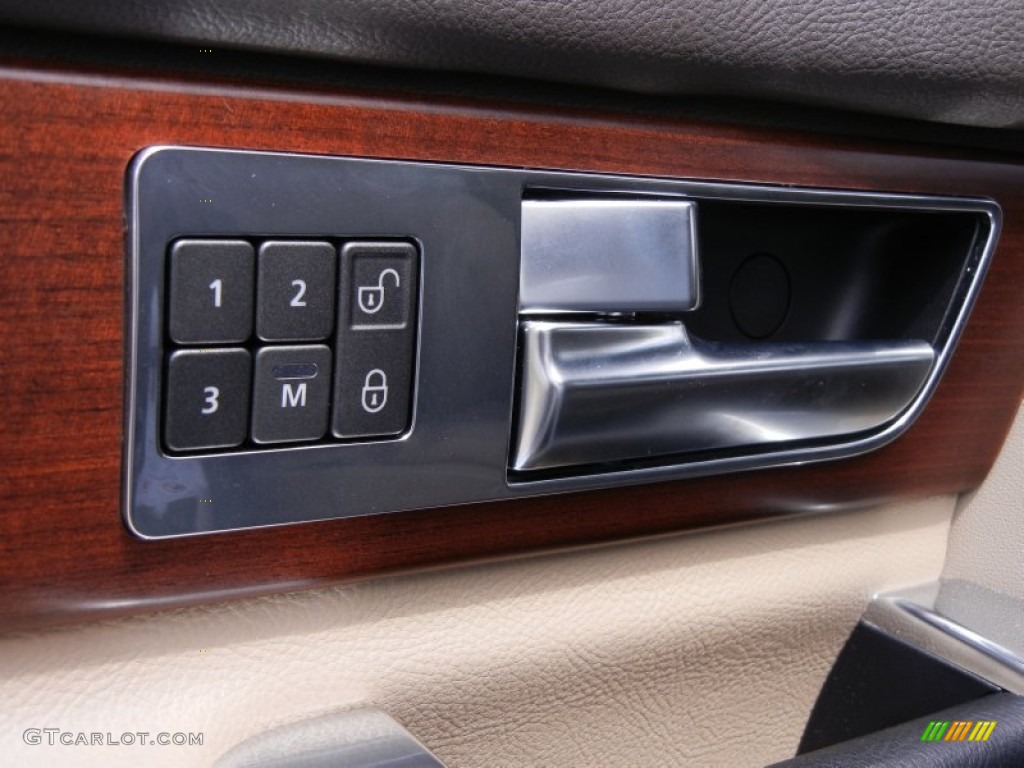 2011 Land Rover LR4 HSE LUX Controls Photo #53652170