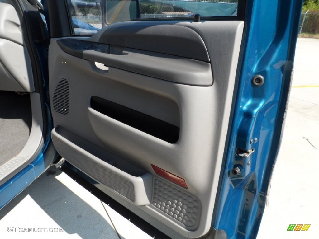 2000 Ford F250 Super Duty XLT Extended Cab Medium Graphite Door Panel Photo #53652346
