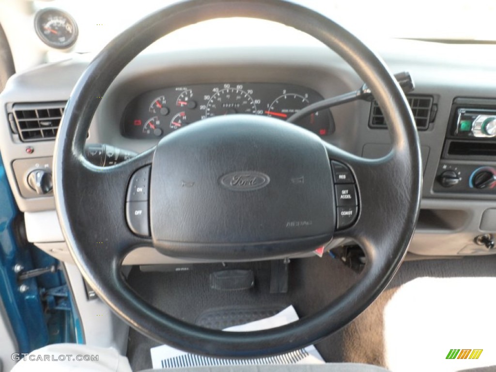 2000 Ford F250 Super Duty XLT Extended Cab Medium Graphite Steering Wheel Photo #53652548