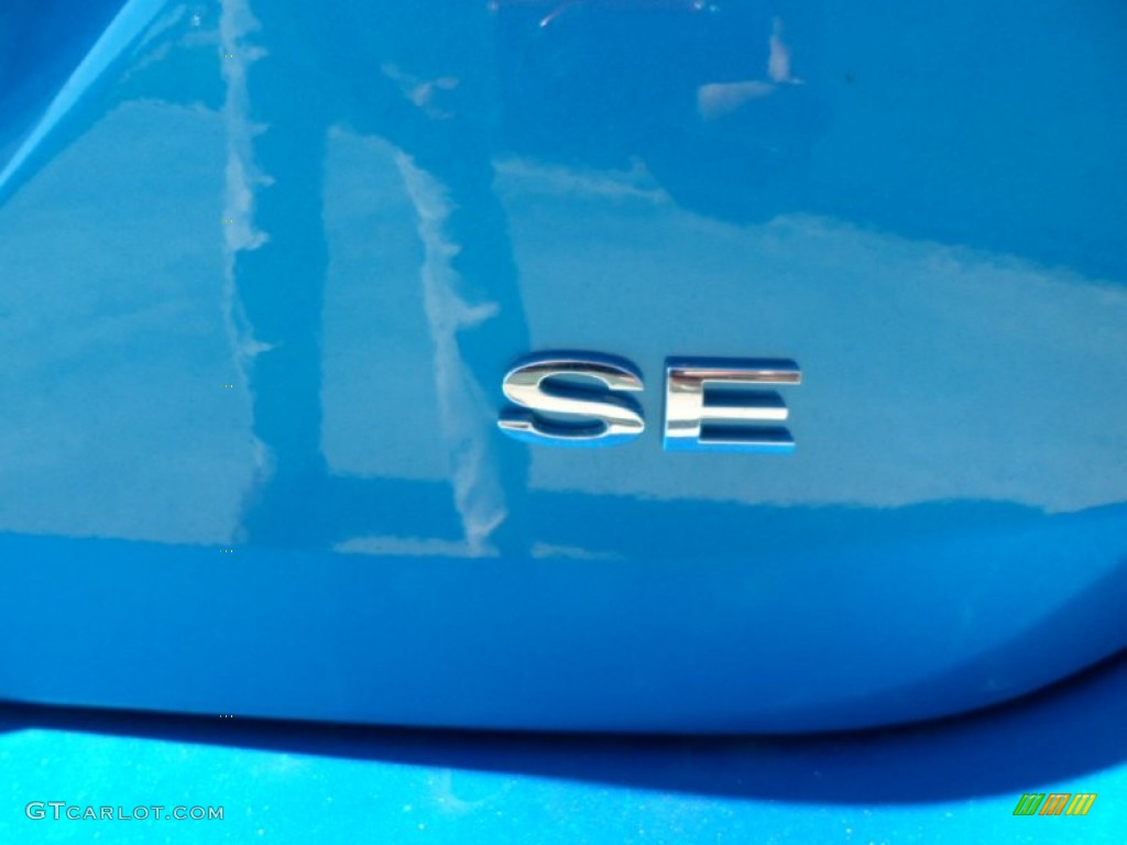 2012 Focus SE 5-Door - Blue Candy Metallic / Charcoal Black photo #15