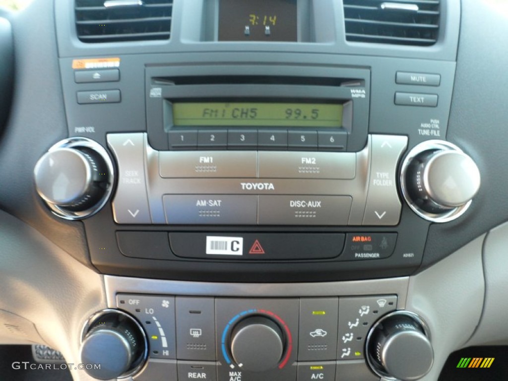 2012 Toyota Highlander Standard Highlander Model Audio System Photo #53655314