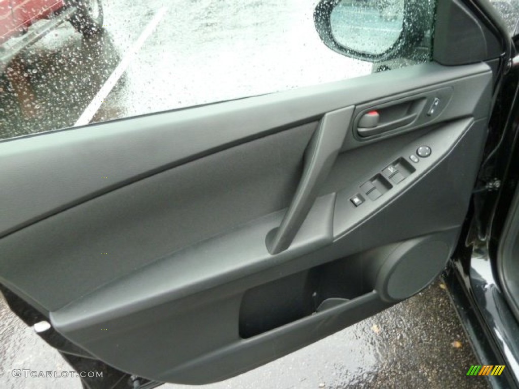 2011 Mazda MAZDA3 i Sport 4 Door Door Panel Photos
