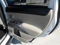 Diamond White Pearl - Outlander XLS Photo No. 27