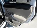 2010 Diamond White Pearl Mitsubishi Outlander XLS  photo #27