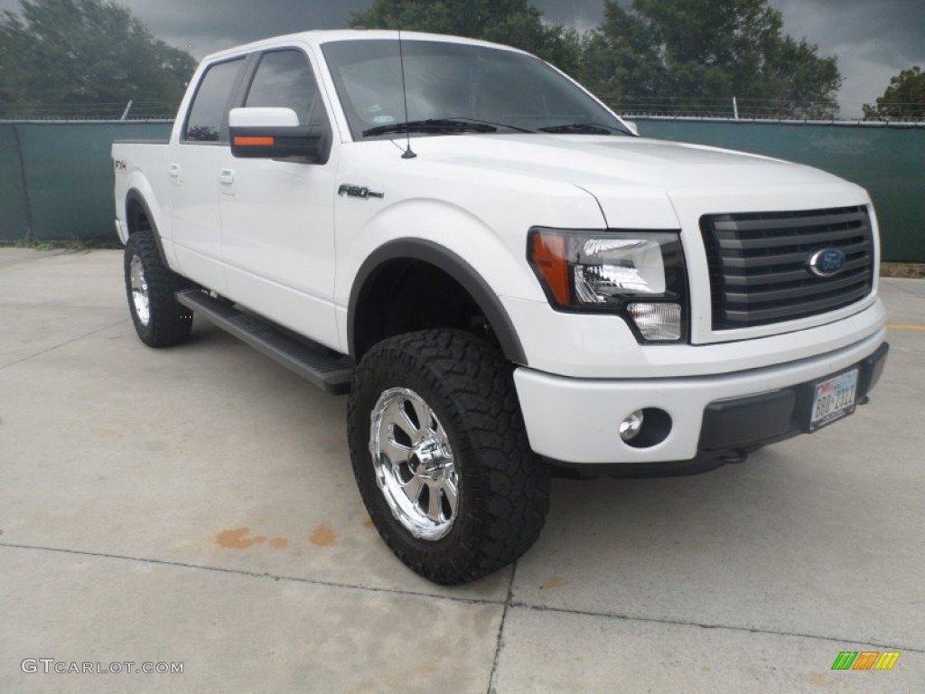 2011 F150 FX4 SuperCrew 4x4 - Oxford White / Black photo #1