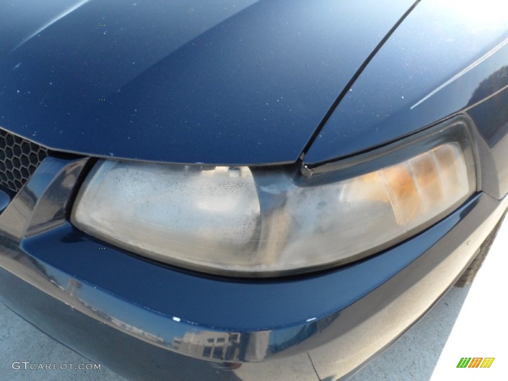 2002 Mustang V6 Coupe - True Blue Metallic / Medium Parchment photo #9
