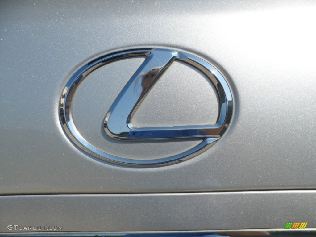2005 Lexus RX 330 Marks and Logos Photo #53662073