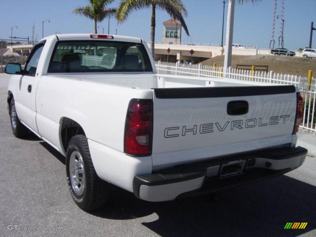 2004 Silverado 1500 Regular Cab - Summit White / Dark Charcoal photo #4