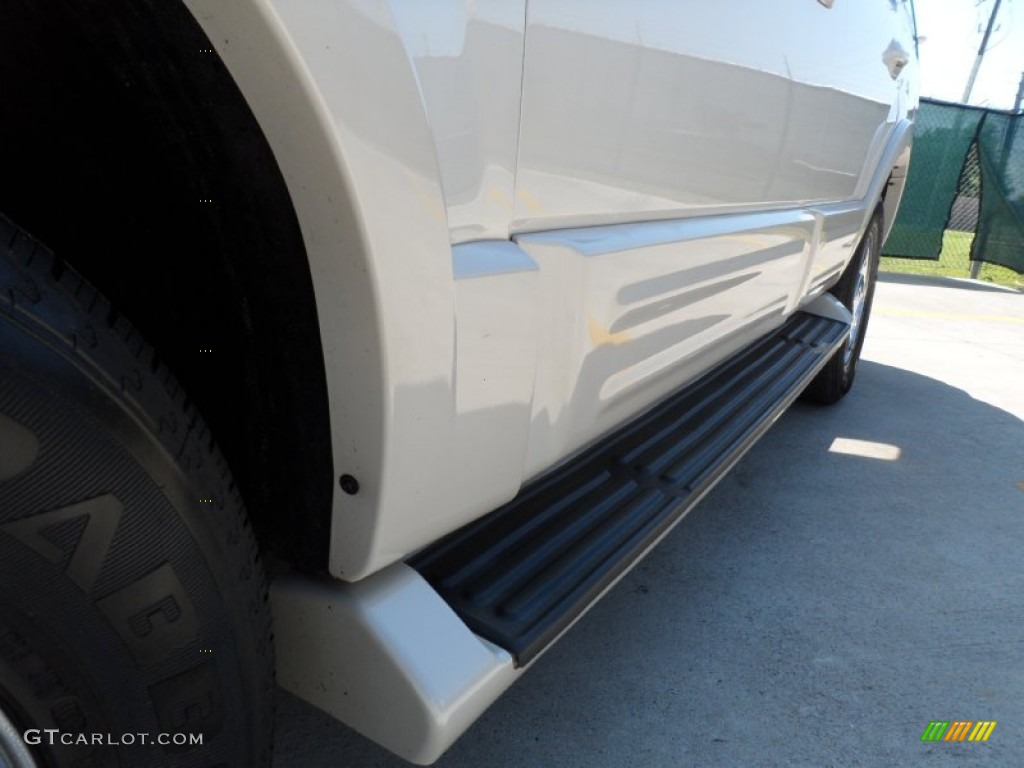 2006 Expedition Limited - Cashmere Tri-Coat Metallic / Medium Parchment photo #11