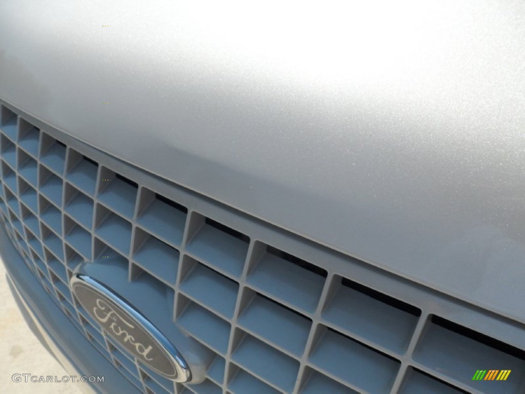 2006 Expedition Limited - Cashmere Tri-Coat Metallic / Medium Parchment photo #21