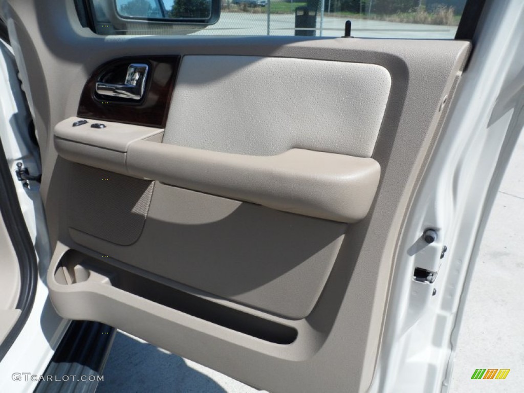 2006 Expedition Limited - Cashmere Tri-Coat Metallic / Medium Parchment photo #23