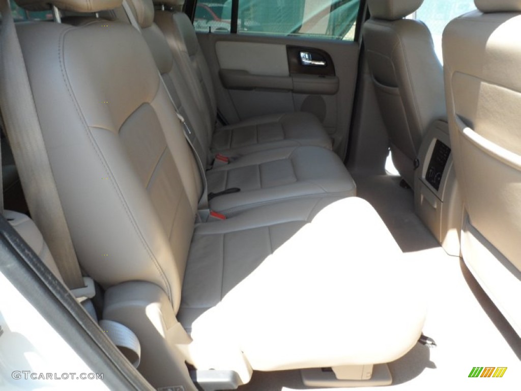 2006 Expedition Limited - Cashmere Tri-Coat Metallic / Medium Parchment photo #27