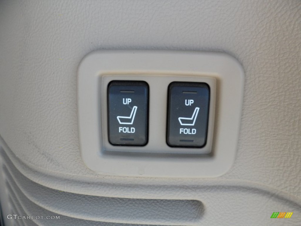 2006 Expedition Limited - Cashmere Tri-Coat Metallic / Medium Parchment photo #30