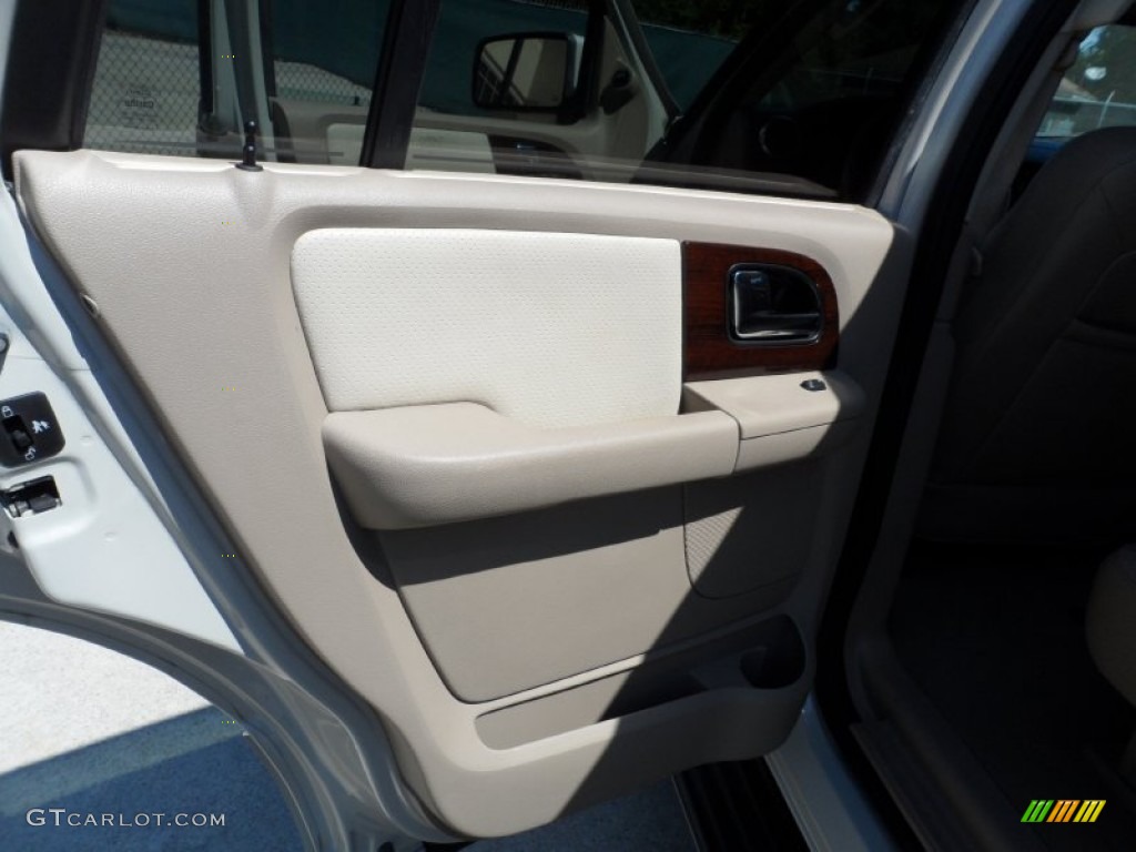 2006 Expedition Limited - Cashmere Tri-Coat Metallic / Medium Parchment photo #31