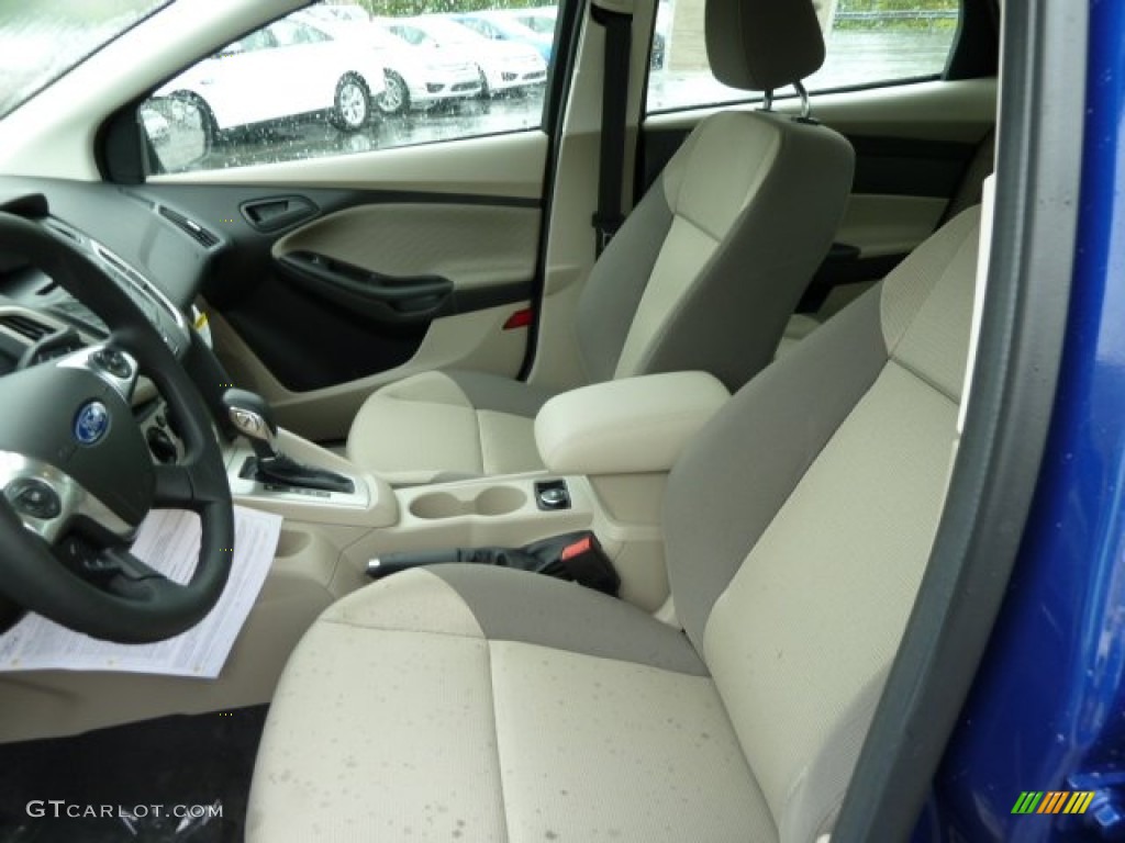 2012 Focus SE Sedan - Sonic Blue Metallic / Stone photo #8