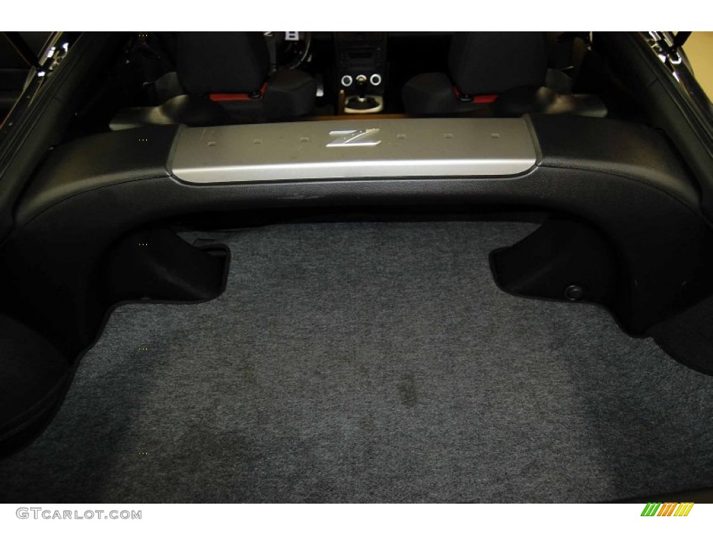 2008 350Z NISMO Coupe - Magnetic Black / NISMO Black/Red photo #14