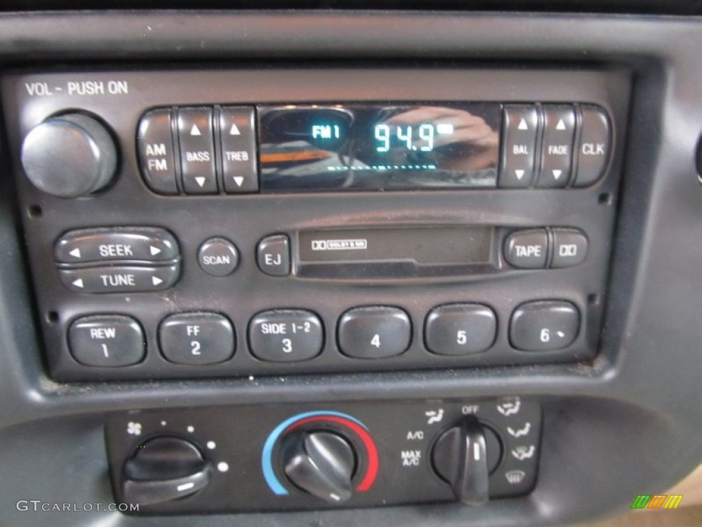 1997 Mazda B-Series Truck B4000 SE Extended Cab 4x4 Audio System Photos