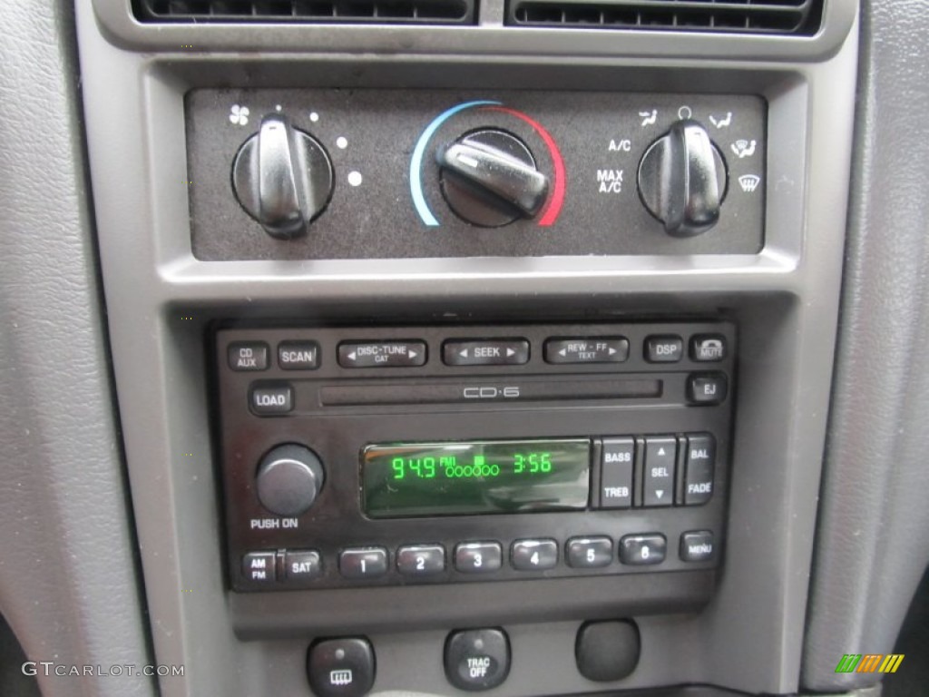 2004 Ford Mustang V6 Coupe Controls Photo #53669813